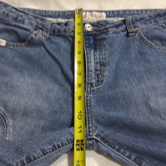 (H1) Baby Phat cut Vintage wide leg capri jeans size 15 large. - Picture 9 of 14
